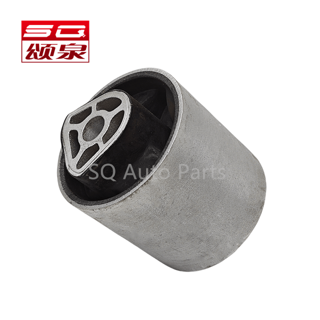 31126851693 جلبة ذراع التحكم الأمامية السفلية عالية الجودة تنطبق على BMW X5 F15 F16 F85 X6 F16 F86